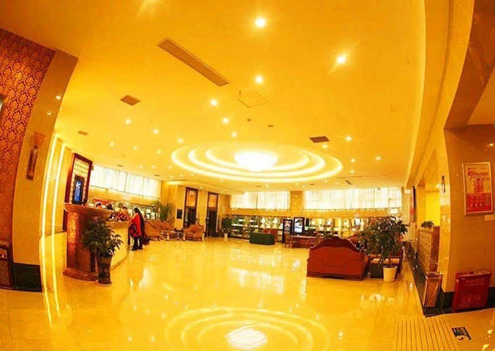 New Beacon Runfeng International Hotel Wuhan Exterior photo
